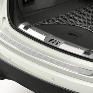 Zaščita zadnjega odbijača iz oblikovanega, poliranega in brušenega nerjavečega jekla